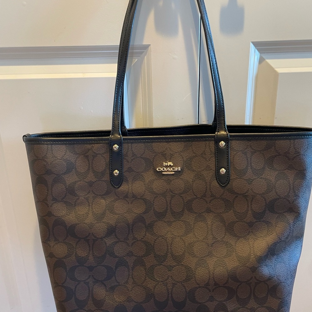 Coach tote signature canvas